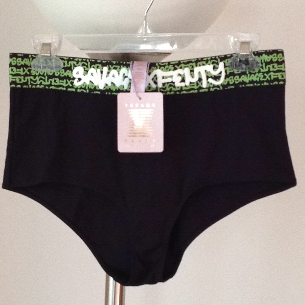 💚♠️💚 Savage X Fenty - Black /Neon Green Briefs